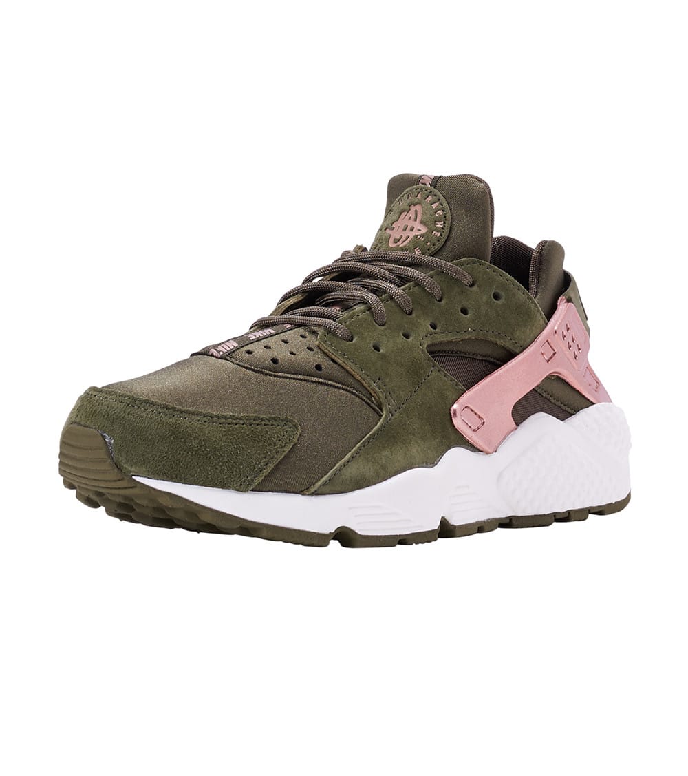 Nike Air Huarache Run Shoes in Green 