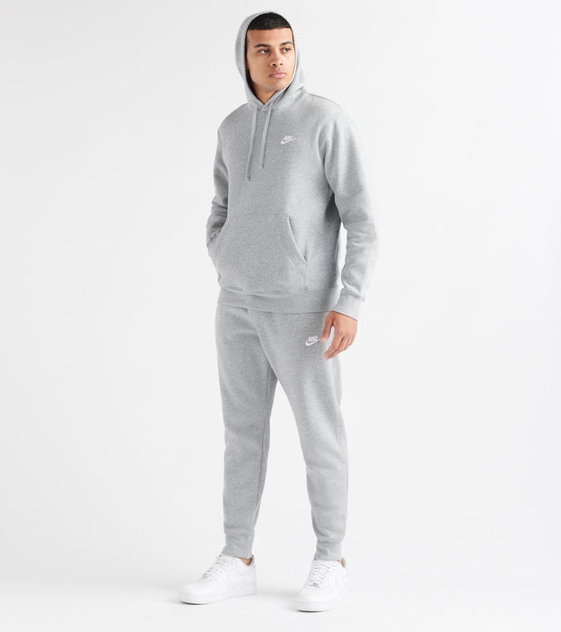 grey nike hoodie outfit