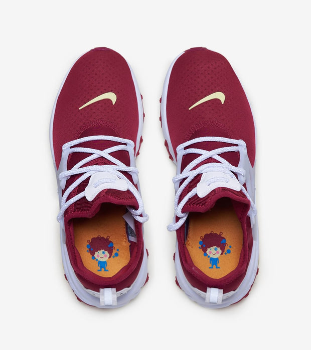 nike react maroon