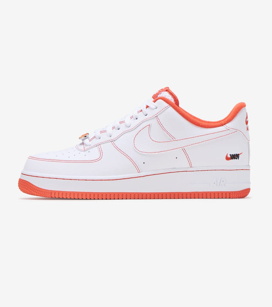 nike air force lv8 orange