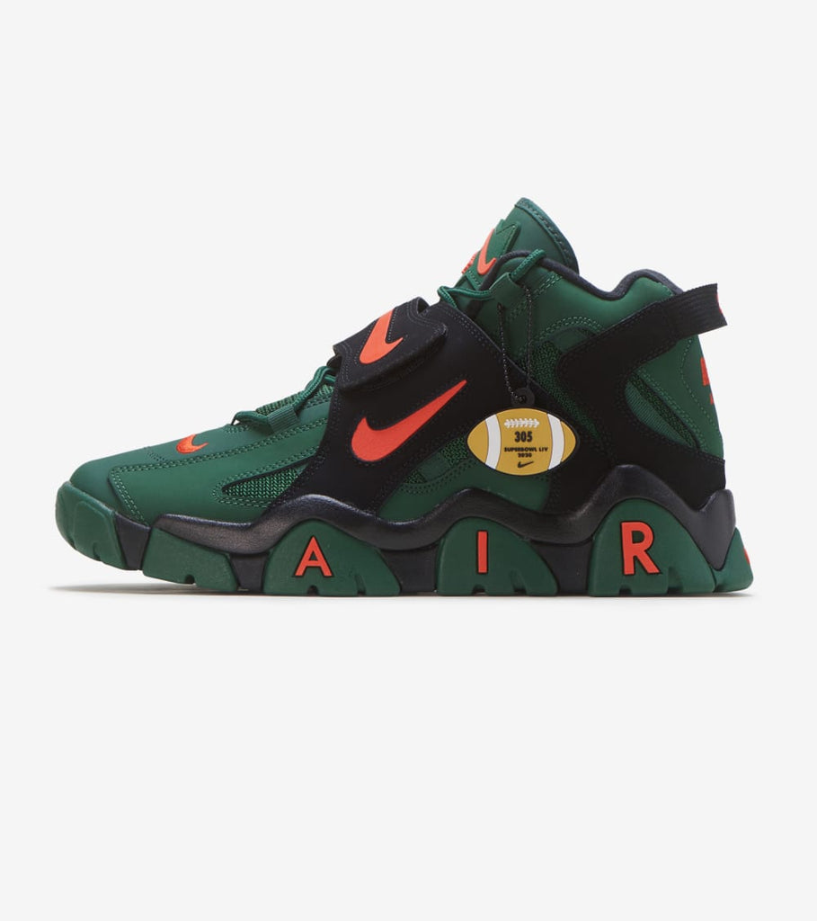 nike air barrage mid men's stores