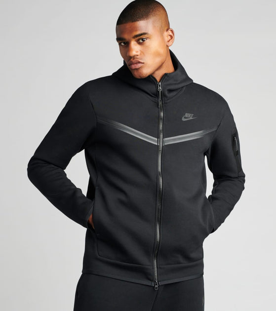 CU4489 - Nike NSW Tech Fleece Full Zip Hoodie (Black) | Nike Club long ...