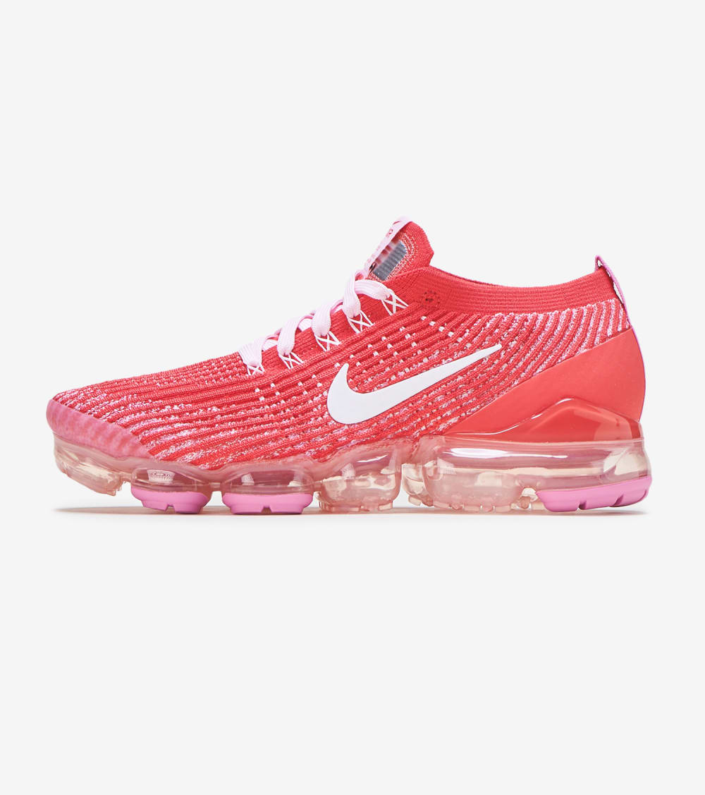 can you put nike vapormax in the washing machine