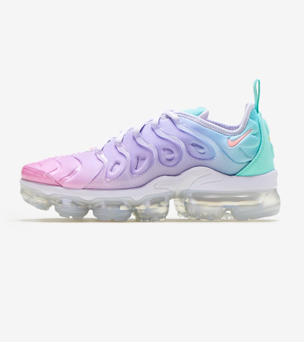 vapormax plus pink and yellow