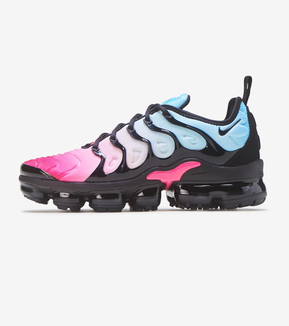 Nike Air Vapormax Plus Shoes in Multi 