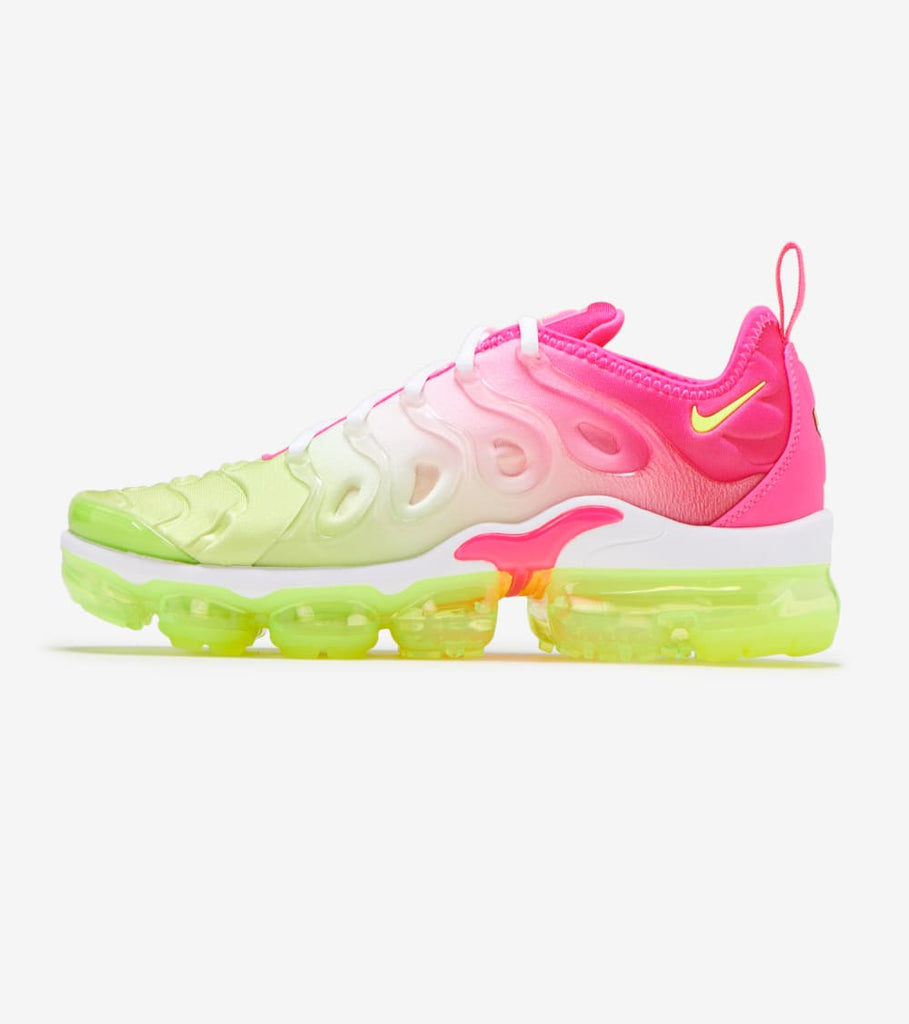 womens vapormax plus pastel