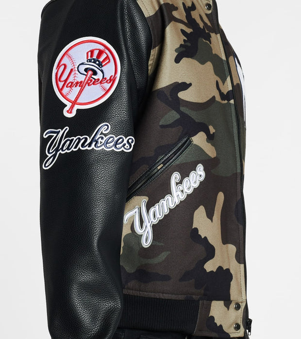 Pro Standard  Yankees Camo Varsity Jacket  Camo - LNY632786-CAM | Jimmy Jazz