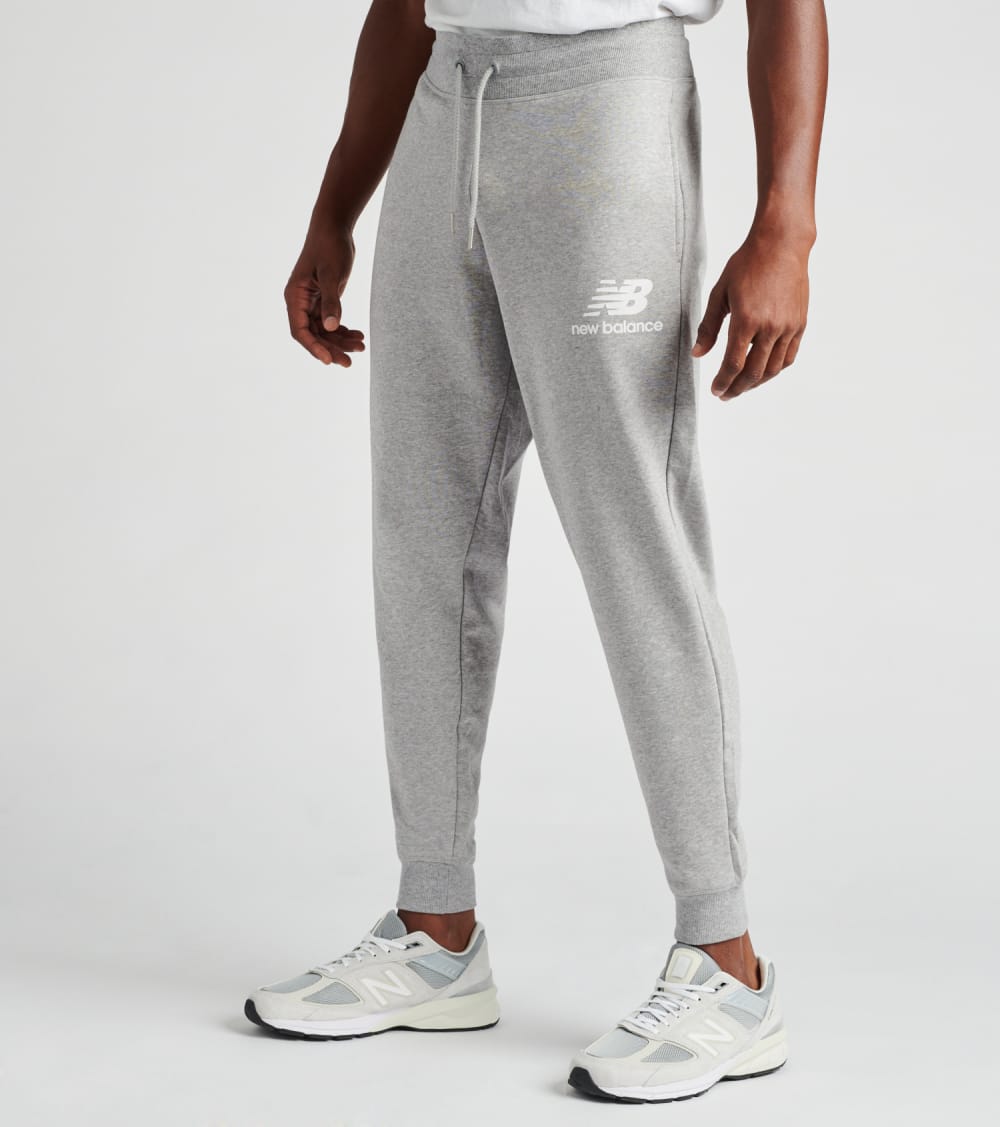 new balance essentials stacked logo sweatpant