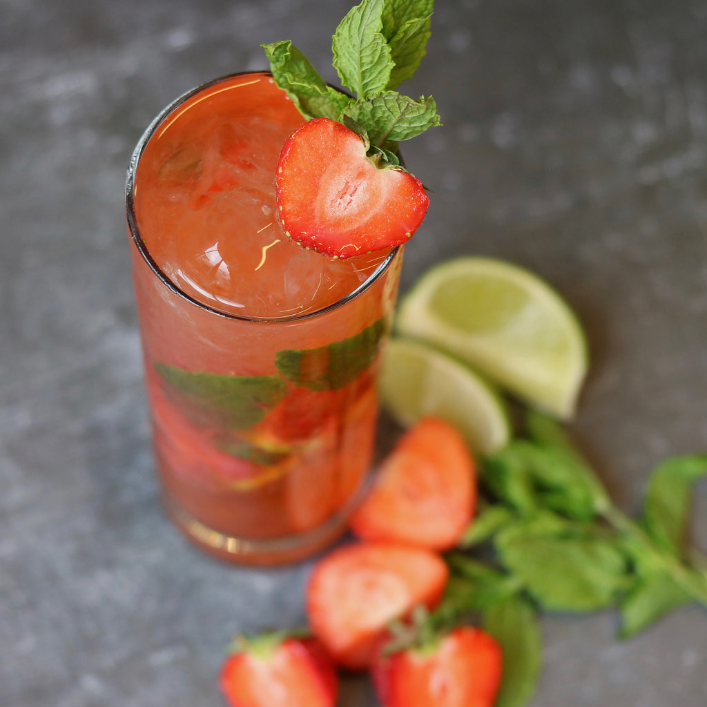 Clean Liquor Strawberry Mojito with CleanRum