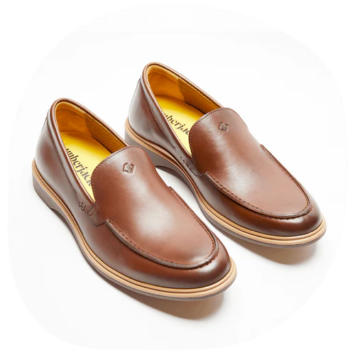 The chestnut brown men’s loafers from Amberjack