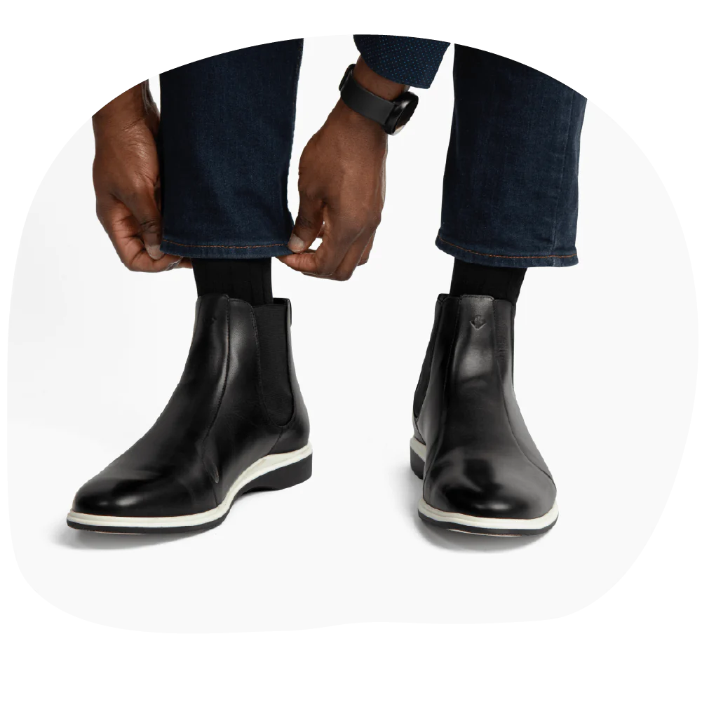 Comfortable men's chelsea boots in black and white colors
