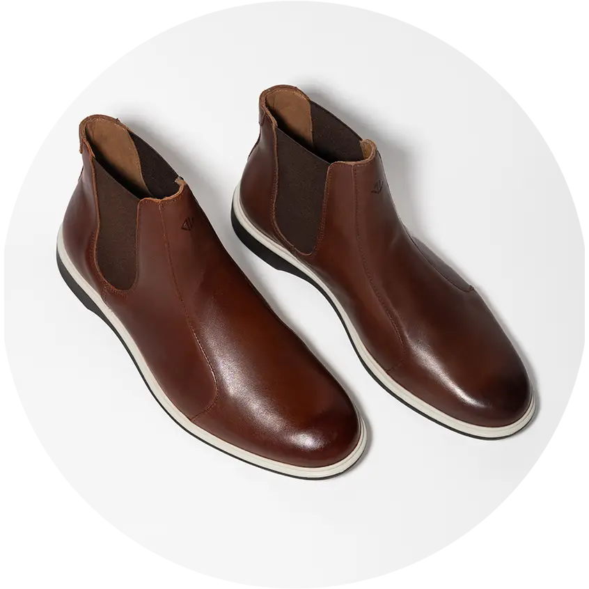 Men's leather Chelsea boots in coffee color