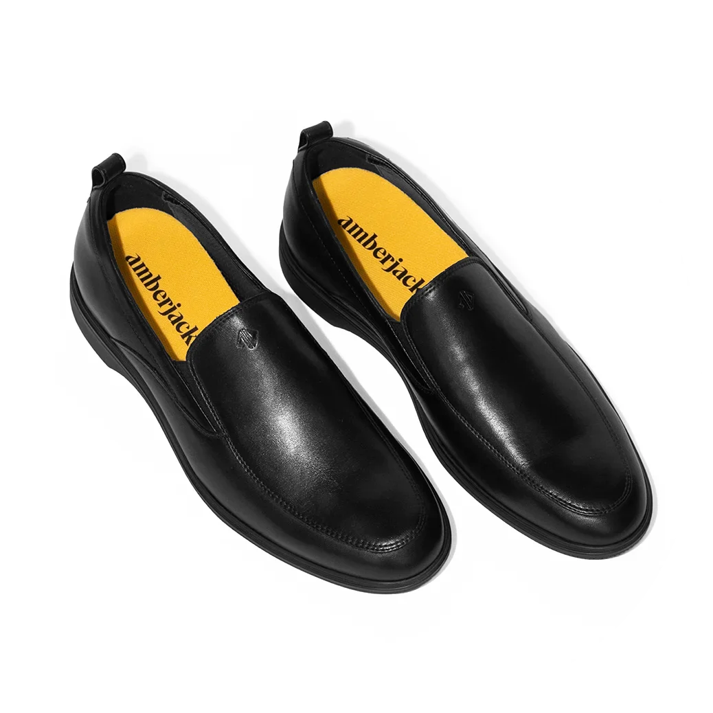 Black, slip-on dress shoes for pilots