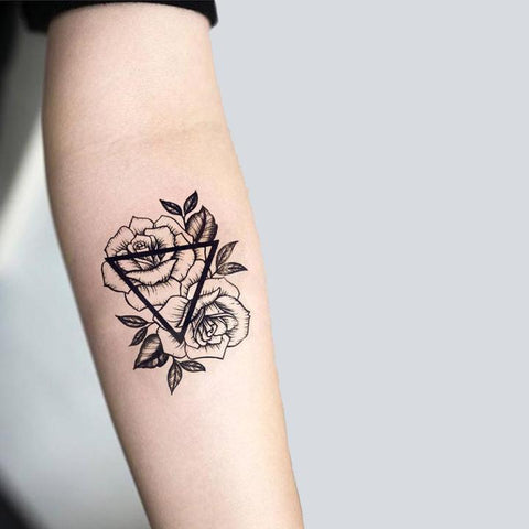 tatuaggi temporanei rosa triangolo piuma