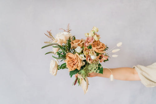 Golden Hour Centerpiece – Ebb and Flow Flowers