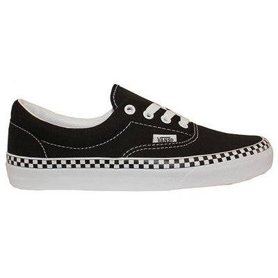 vans era checker foxing