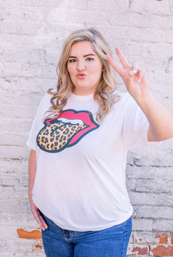 Red Lips Leopard tongue tee