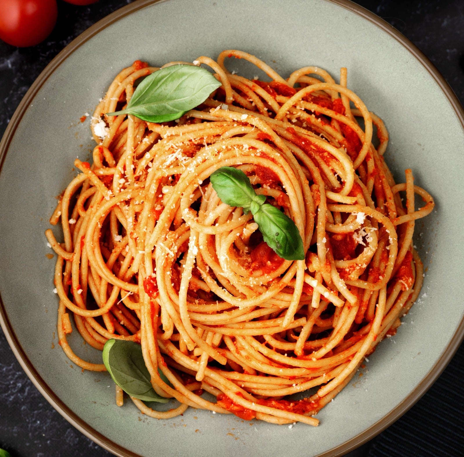 Spaghetti con pomodori del piennolo