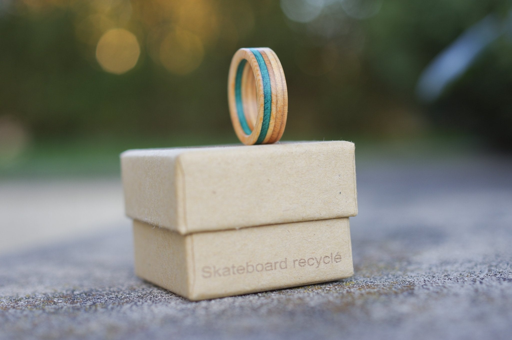 Bague skateboard recycl 7PLIS verte noire bois