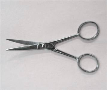 3-1/2 Curved Blade Embroidery Scissors For Detailed Trimming - Italy