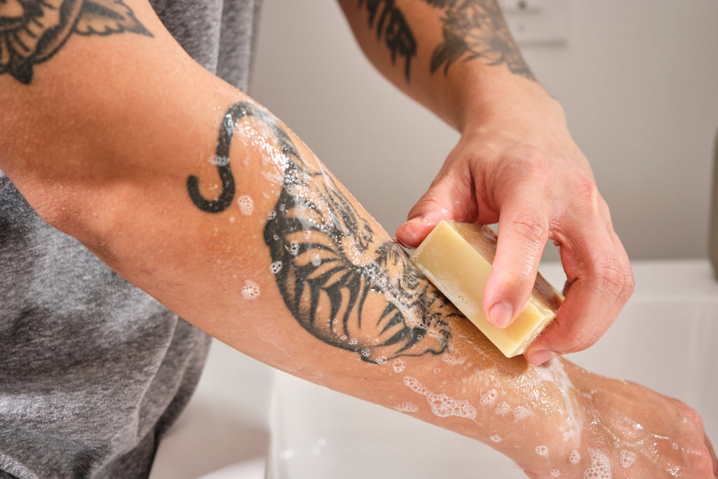 How to Take a Shower With a New Tattoo 15 Steps with Pictures