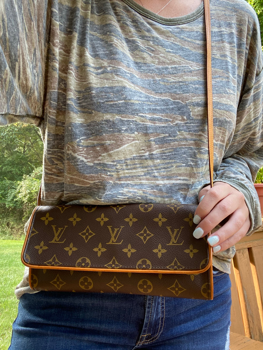 Louis Vuitton Twin GM monogram crossbody – Erin&#39;s Online Wardrobe