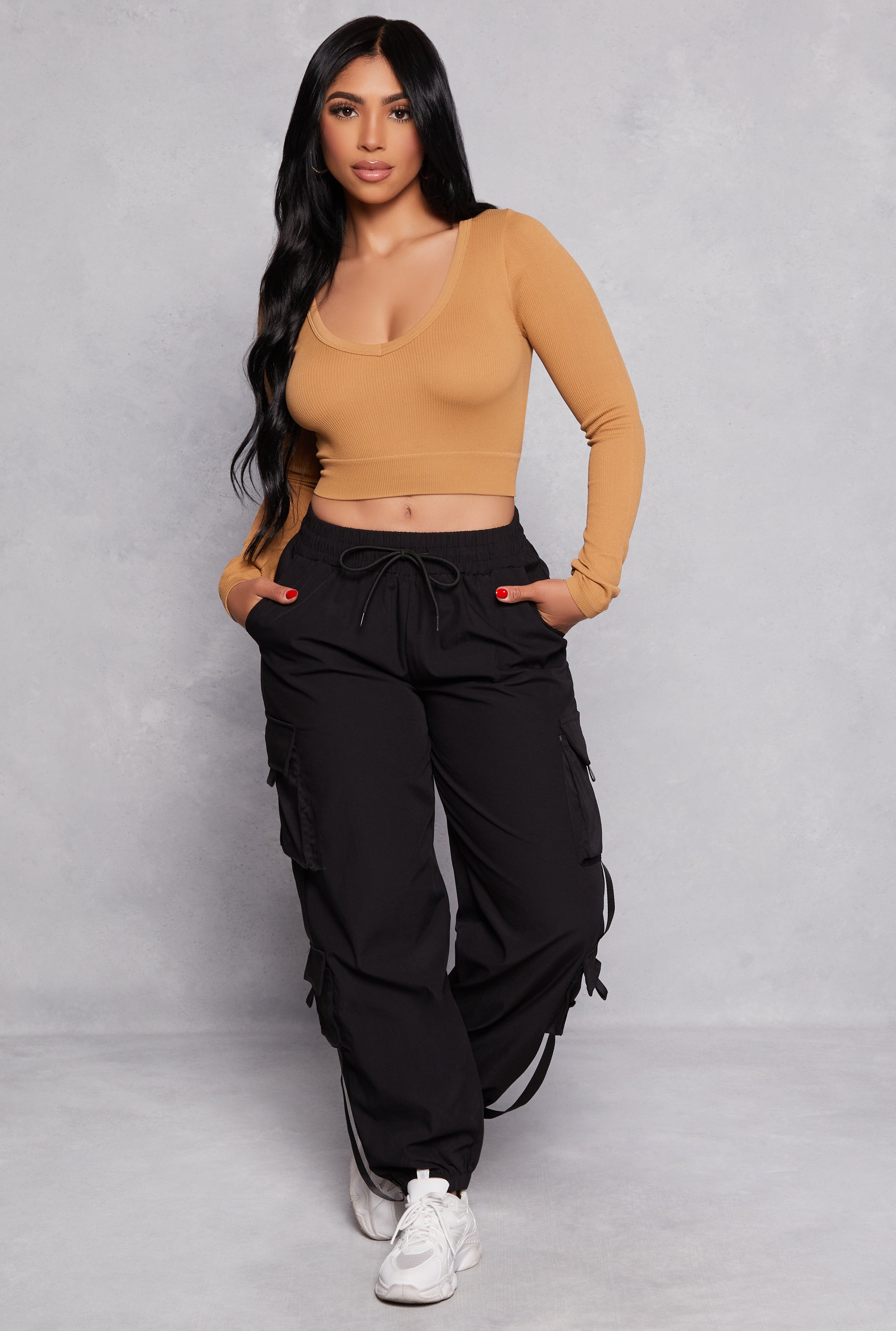 Womens Poplin High Waisted Cargo Joggers,