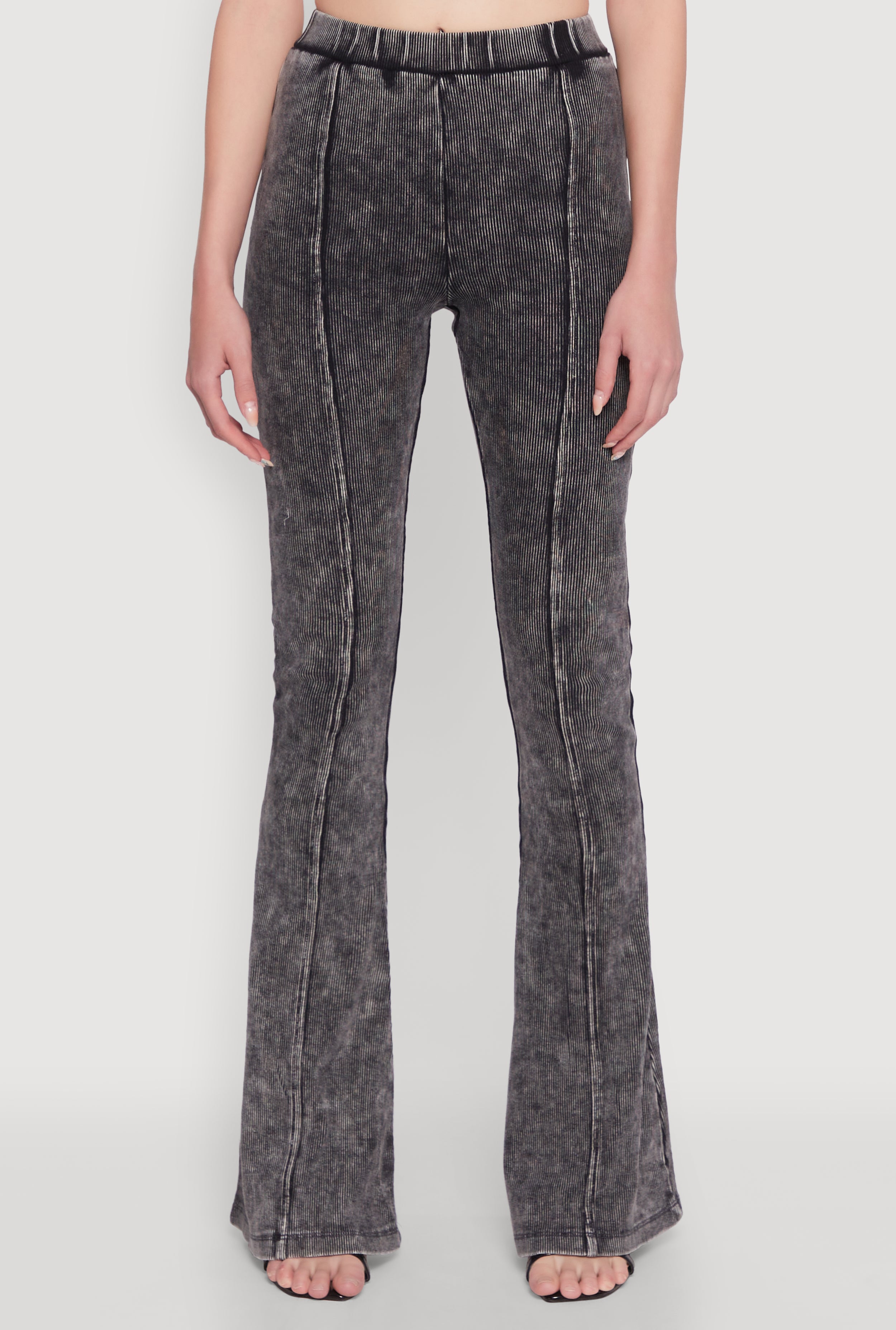 Womens Mineral Wash Pintuck Flare Pants, Grey, Size L