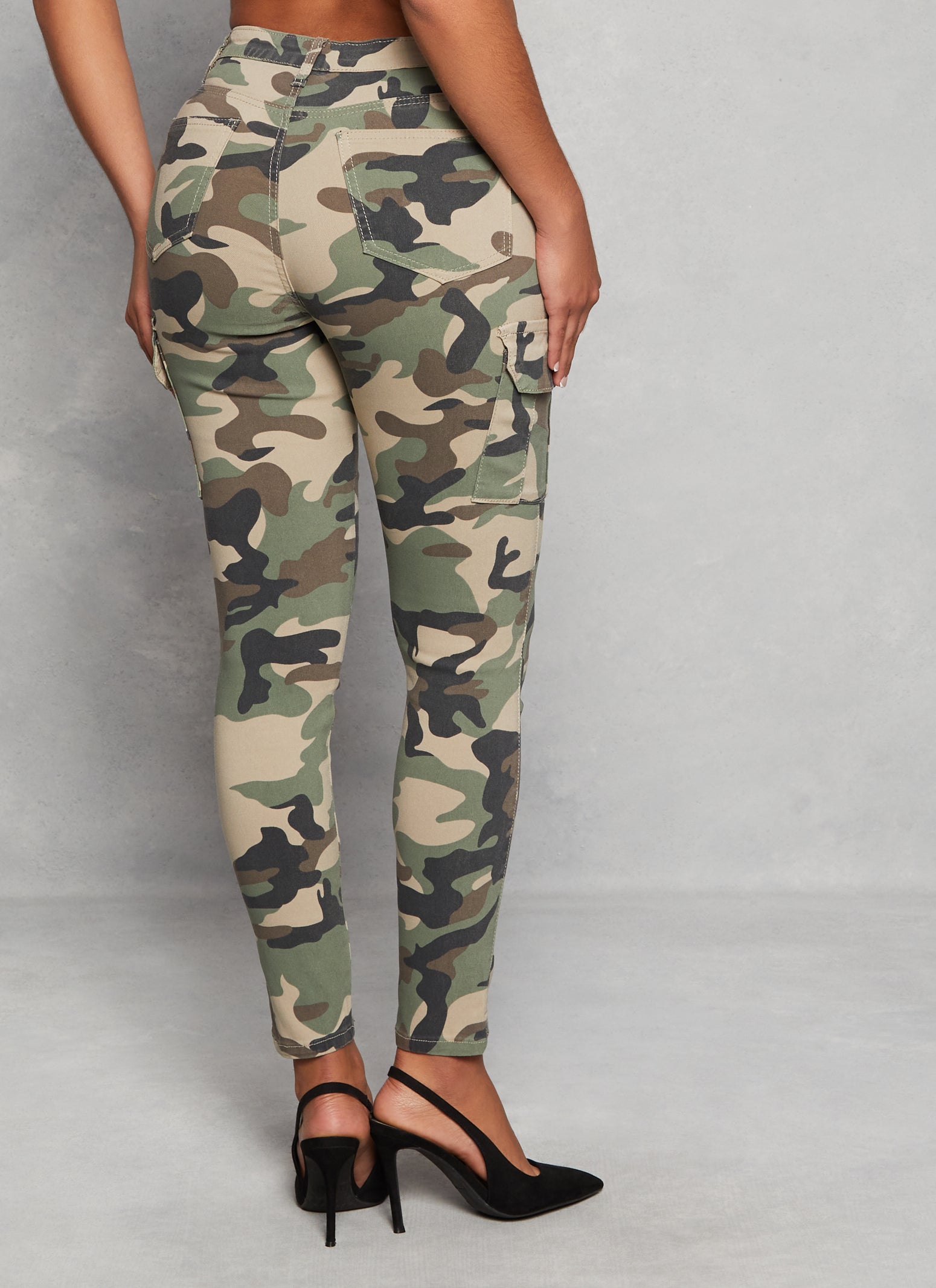 Womens Camo Skinny Cargo Pants, Green, Size L