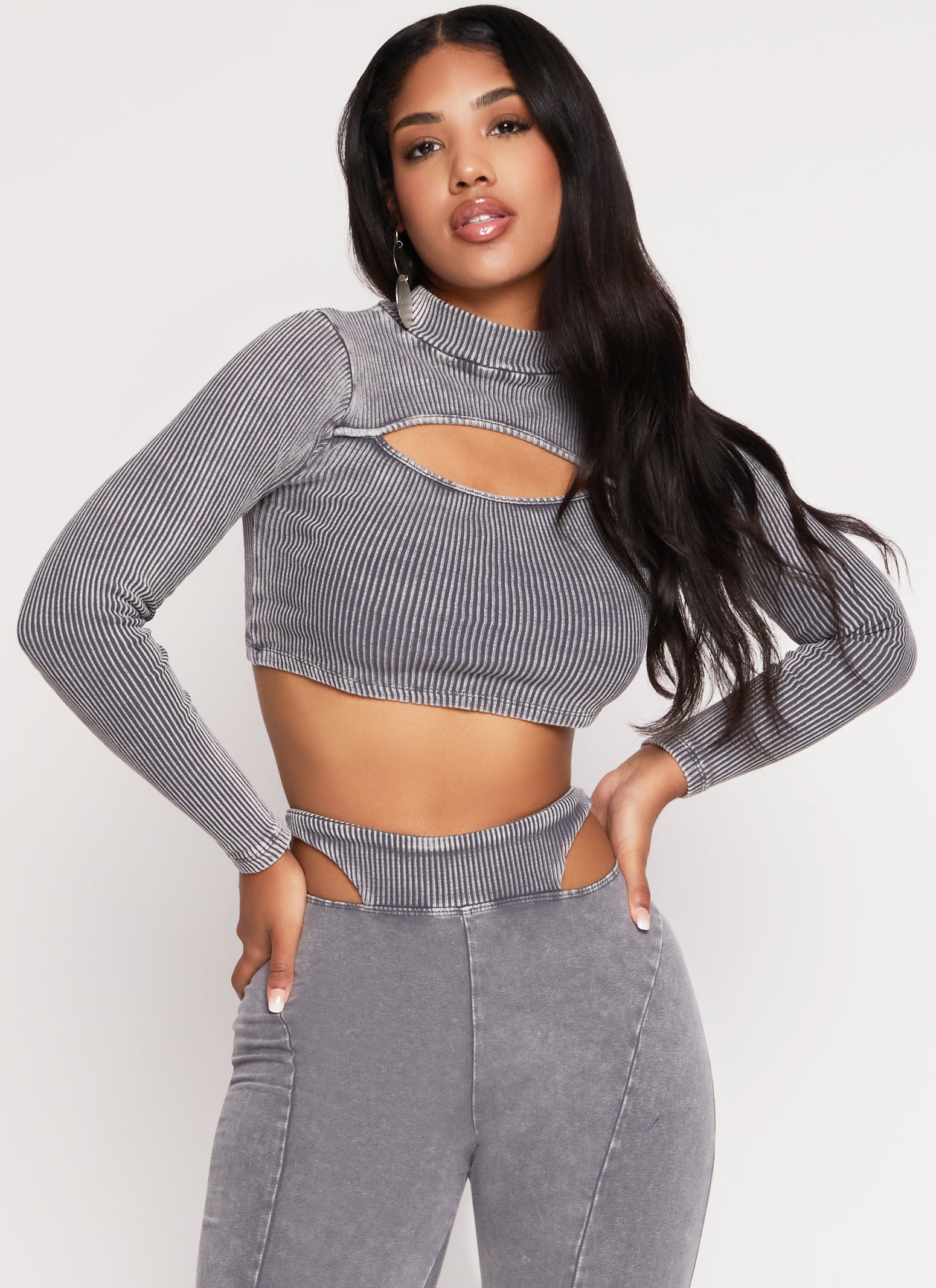 Womens Acid Wash Keyhole Long Sleeve Crop Top, Grey, Size XL