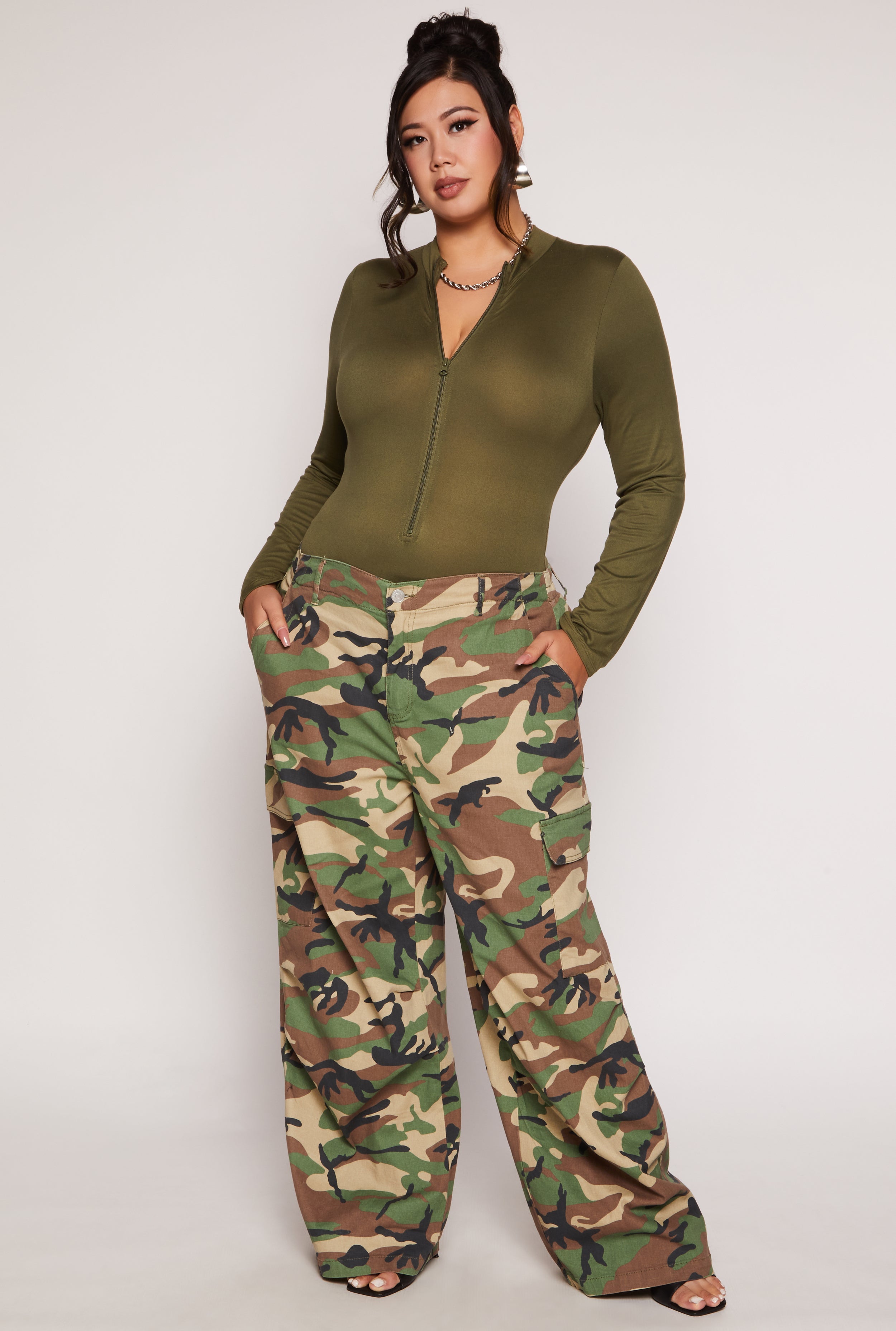 Womens Plus Camo Wide Leg Cargo Pants, Green,