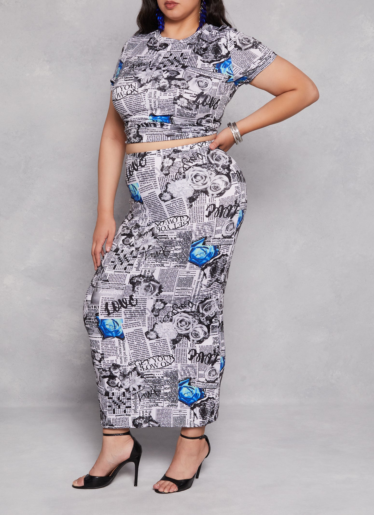 Womens Plus Size Floral Newspaper Print Maxi Skirt, Multi, Size 2X