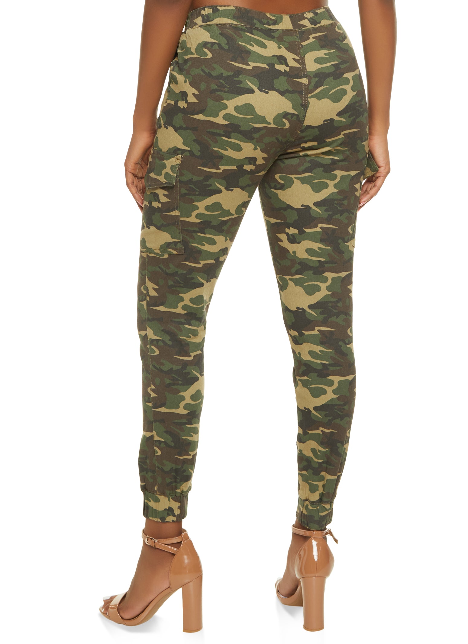 Womens Camo Cargo Joggers, L