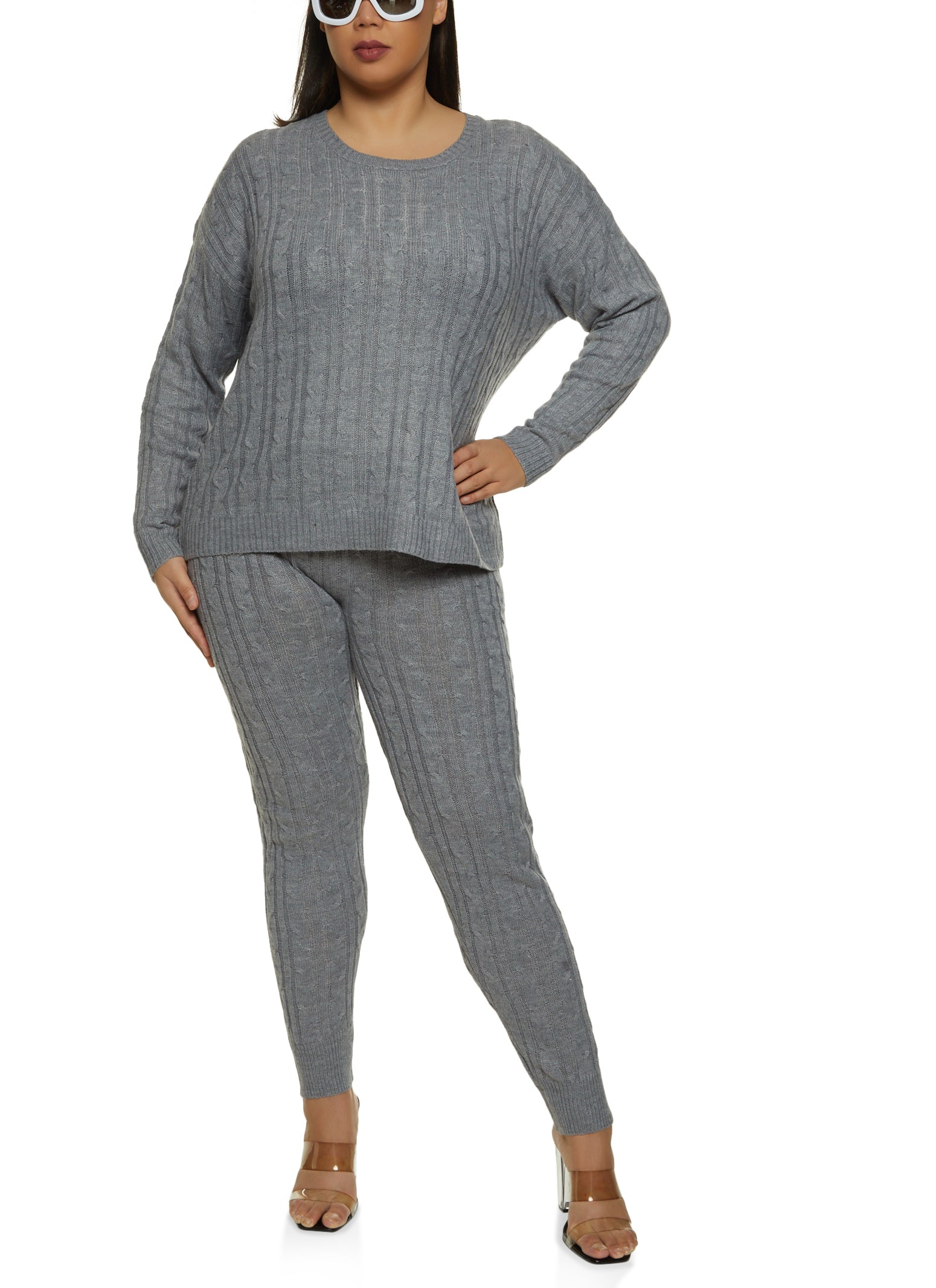 Womens Plus Size Cable Knit Crew Neck Sweater, Grey, Size 1X