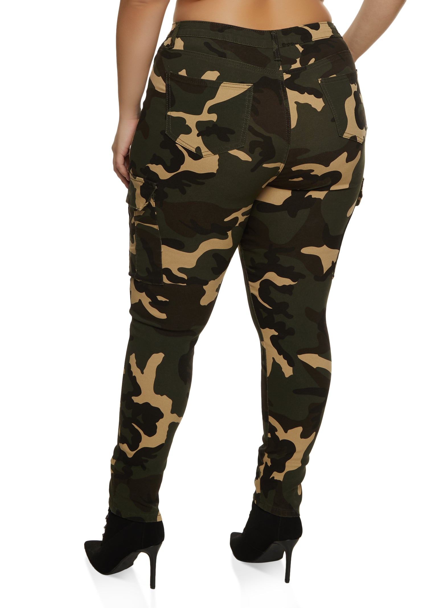 Womens Plus Skinny Leg Camo Cargo Pants, Green,