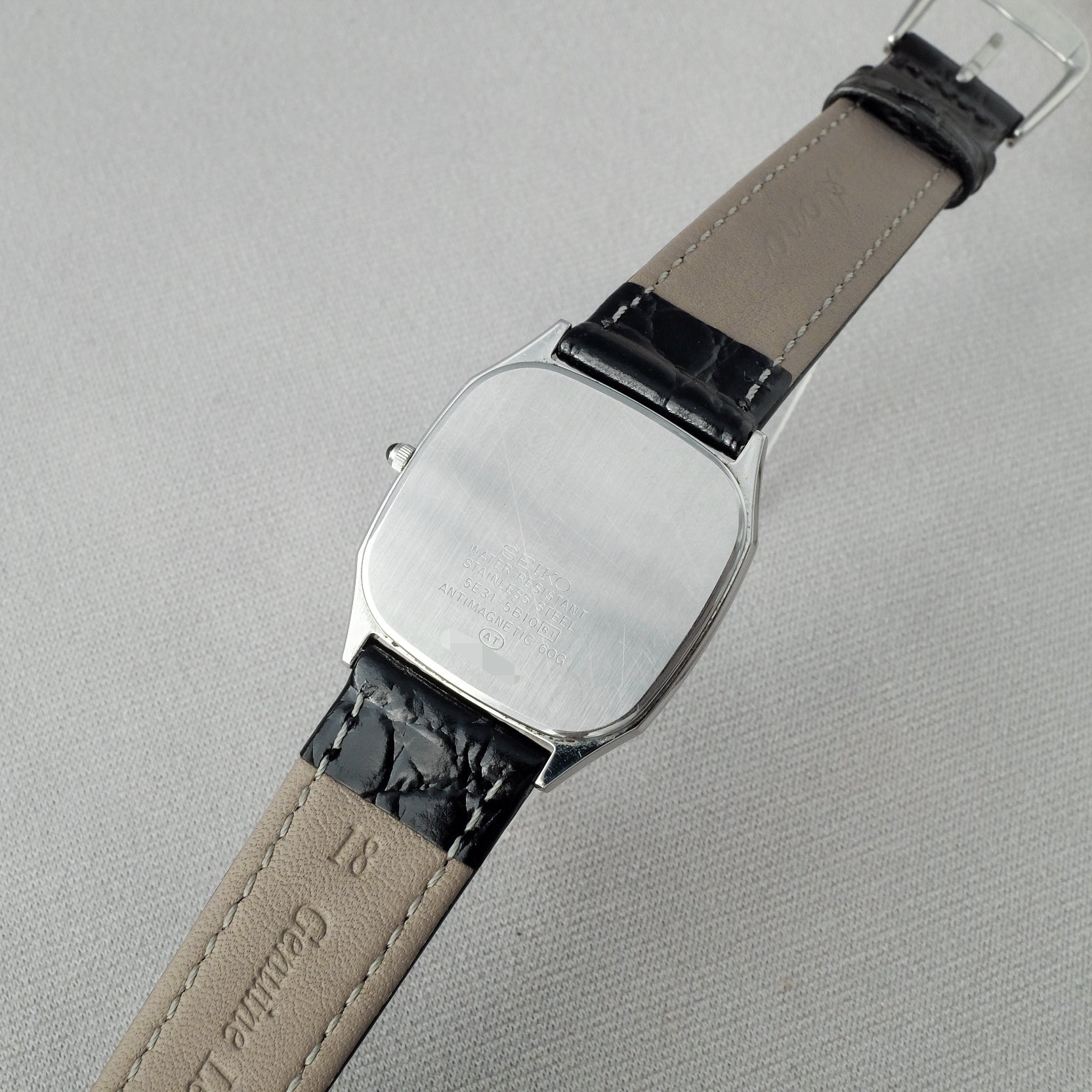 Seiko Dolce 5E31-5B10 from 1980 – Paleh