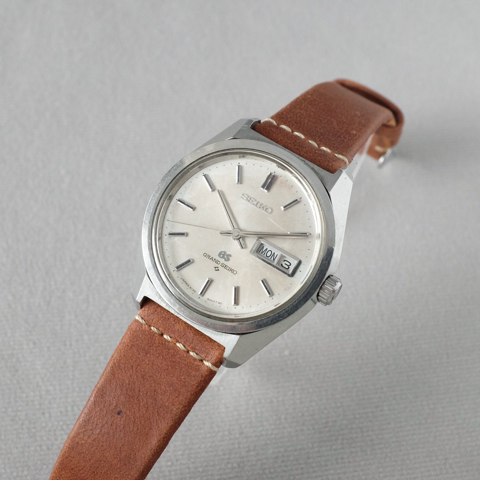 Grand Seiko 6146-8000 from 1967 (Early Dial) – Paleh