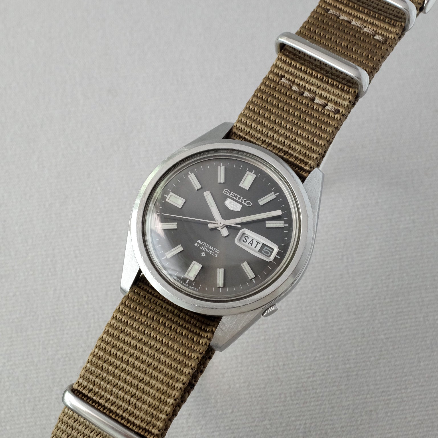 Seiko 5 6119-8083 – Paleh