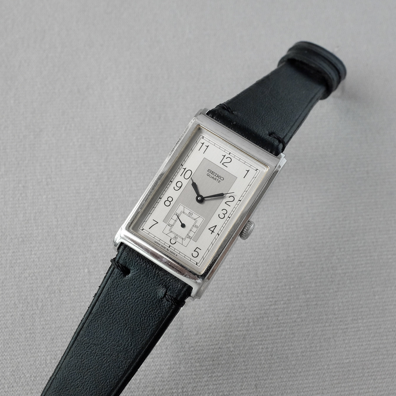 Seiko 2628-5120 from 1982 (Palladium plated case and buckle) – Paleh