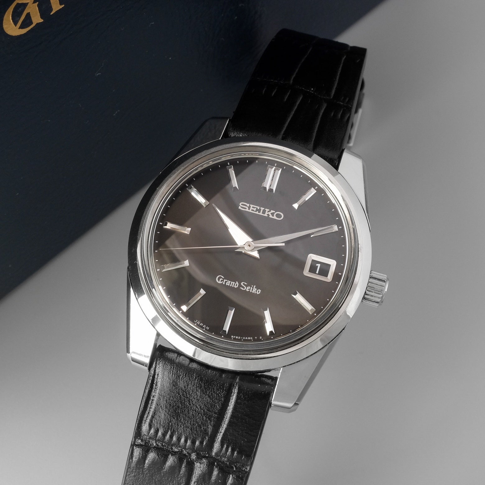 Grand Seiko SBGV011 from 2014 (Full Set & Limited Edition) – Paleh