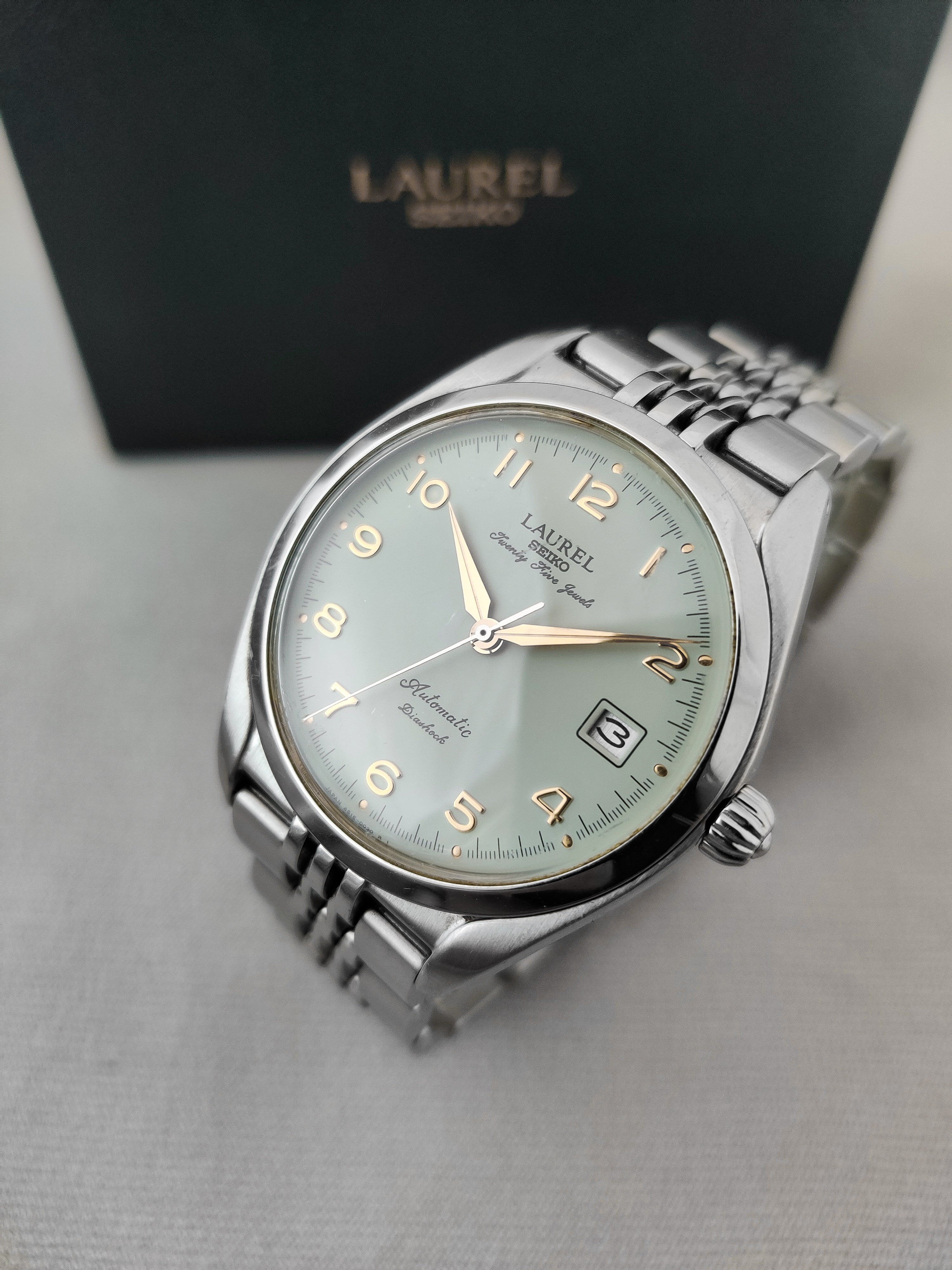 Seiko Laurel LHAM601 from 1996 (Box and papers) – Paleh