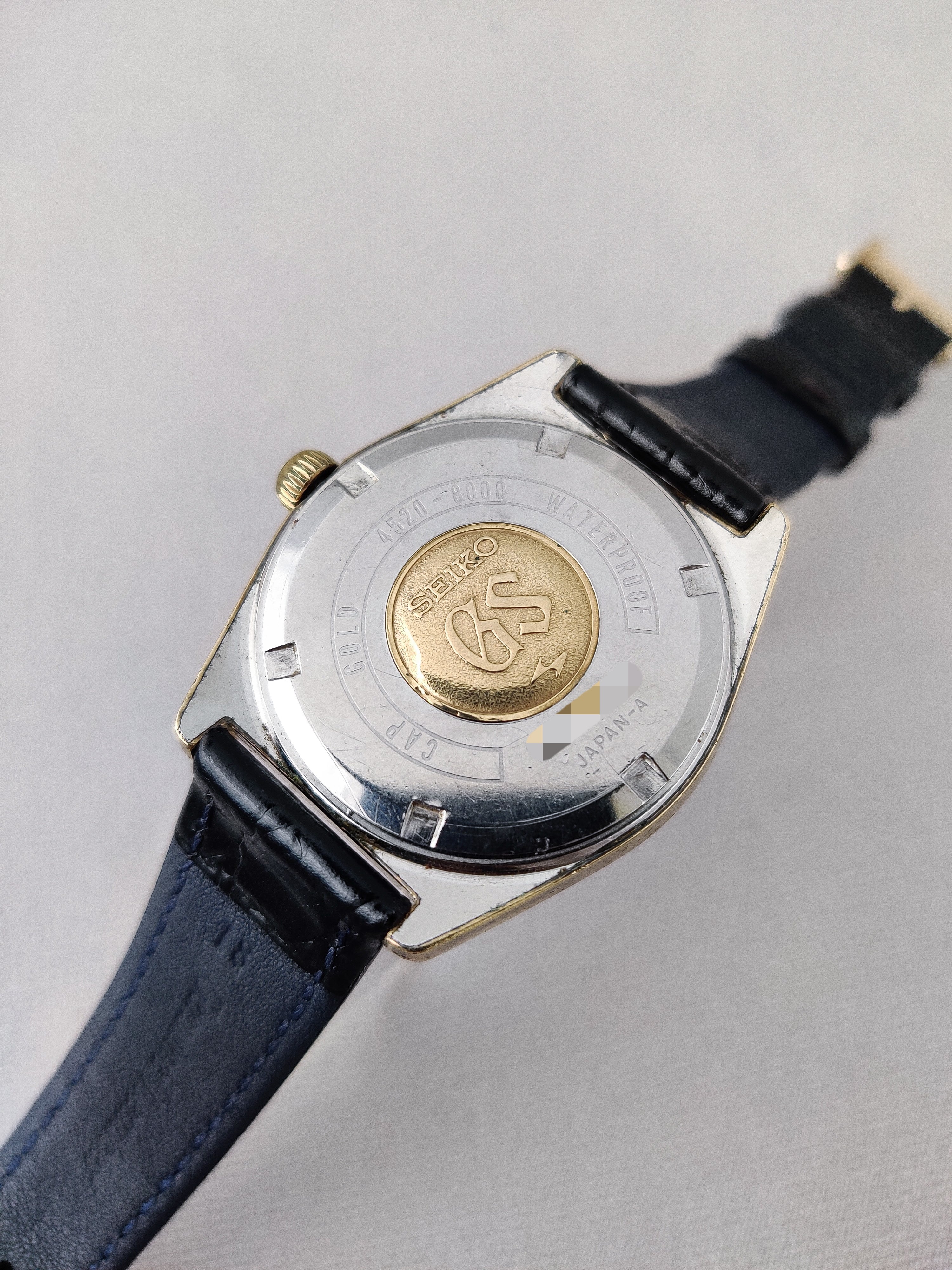 Grand Seiko 4520-8000 from 1971 (Gold Cap) – Paleh