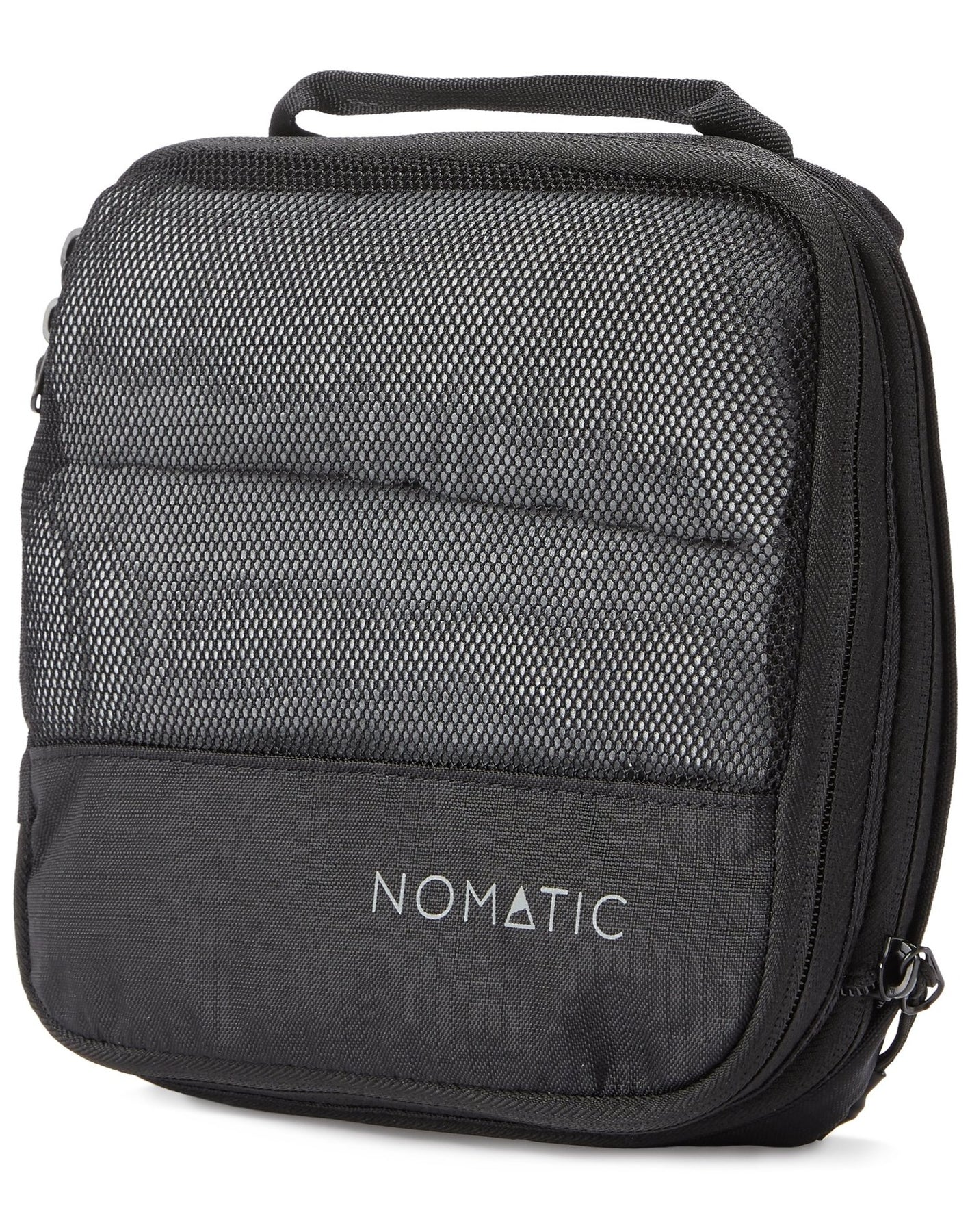 https://cdn.shopify.com/s/files/1/0268/1133/4741/products/Nomatic_PackingCube_Sm_Angle_20190702_1800x1800.jpg?v=1600368111