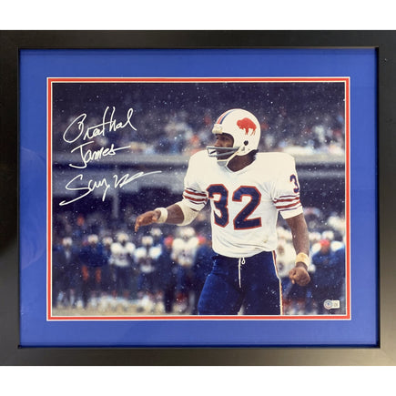 OJ Simpson Signed Buffalo Bills White Jersey in snow 16X20 Photo