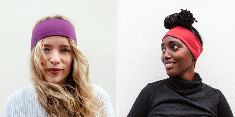 Stylingtipps für STirnbänder Sportstirnband getragen von 2 unterschiedlichen Frauen, etwas weiter in die Stirn gezogen