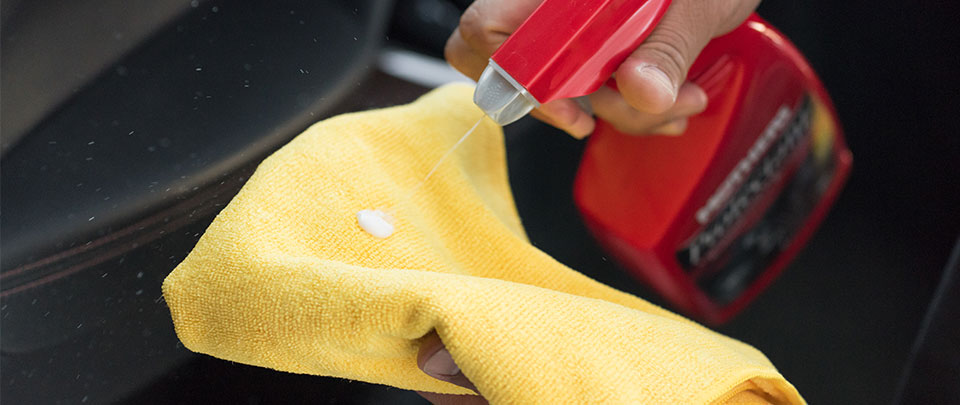 Mothers VLR Cleaner and Conditioner use on car dashboard 