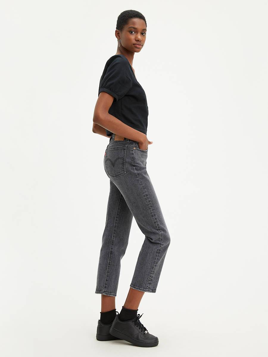 Levi's Women's 501 Jeans in Oxnard Athens  Free Canada-Wide Shipping – The  Trendy Walrus