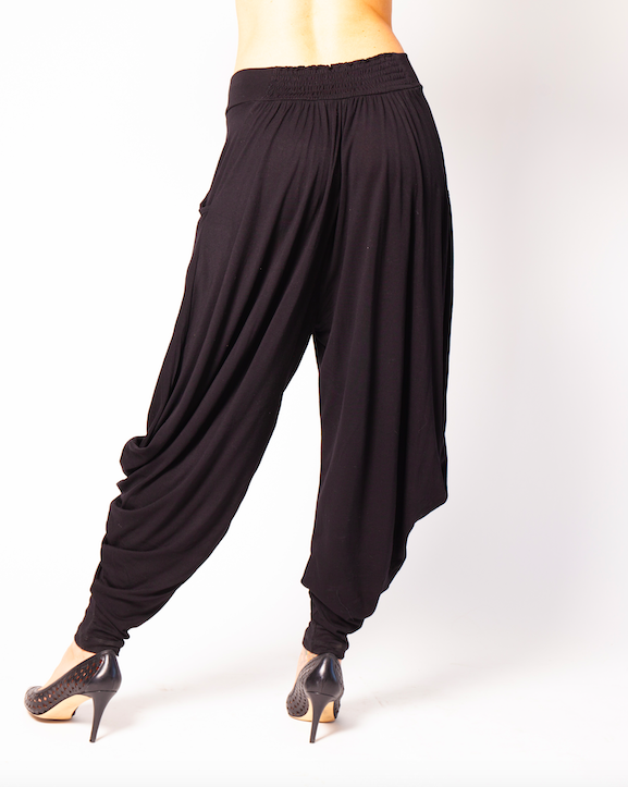 Ima Wear Harem Pants In Black Free Canada Wide Shipping Over 40 The Trendy Walrus