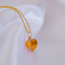 Load image into Gallery viewer, Heart Necklace Gold Jewerlylizzfranco
