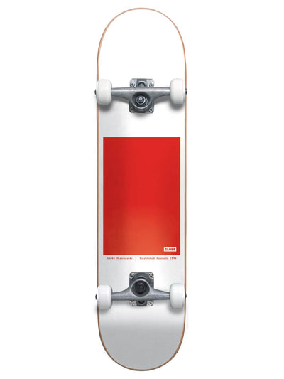 Globe GO block serif complete skateboard